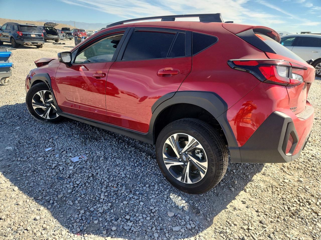 2026 SUBARU CROSSTREK PREMIUM — Фото 2 из 12