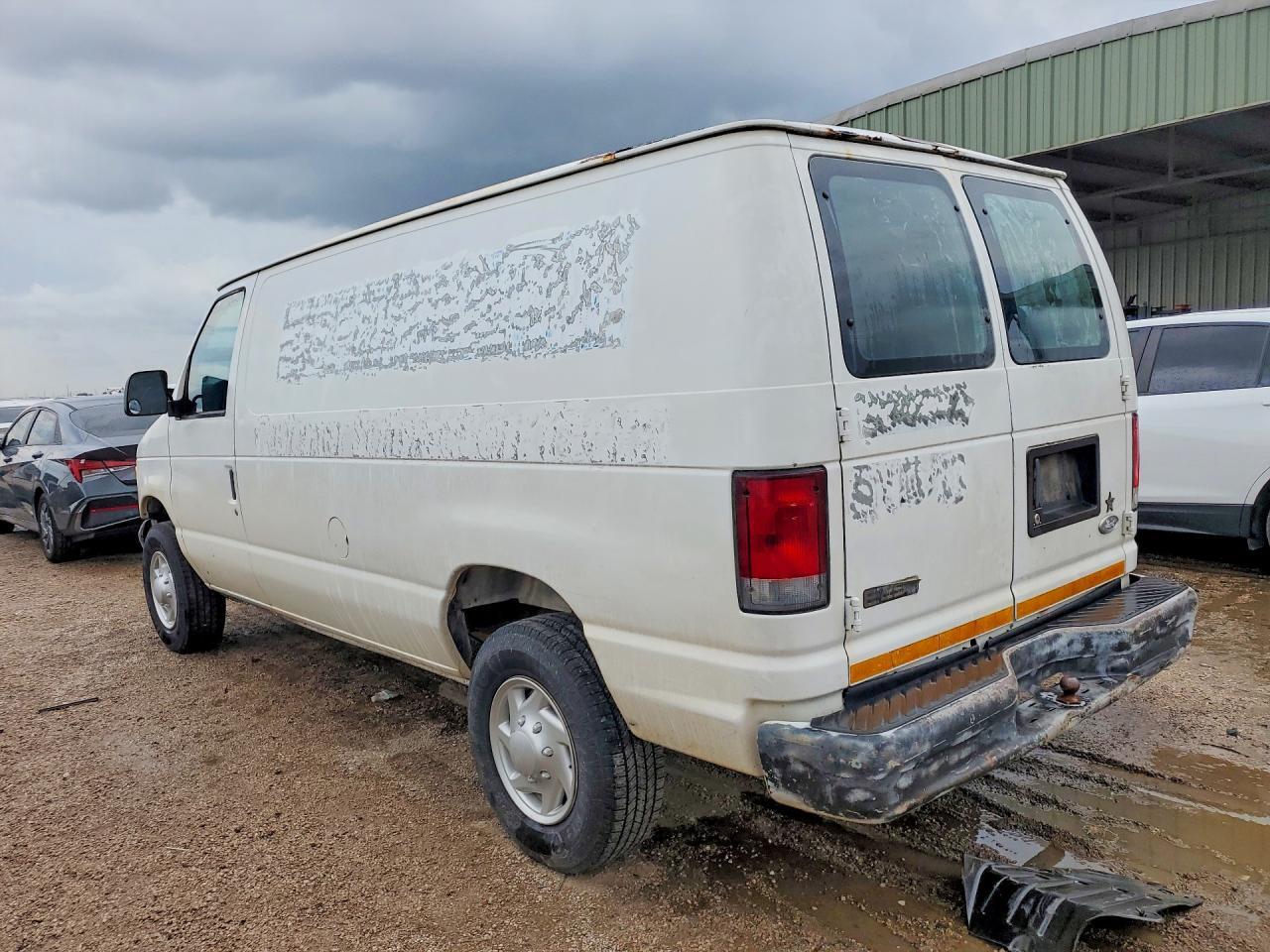 1FTNE24291HA18787 2001 FORD ECONOLINE photo no. 2