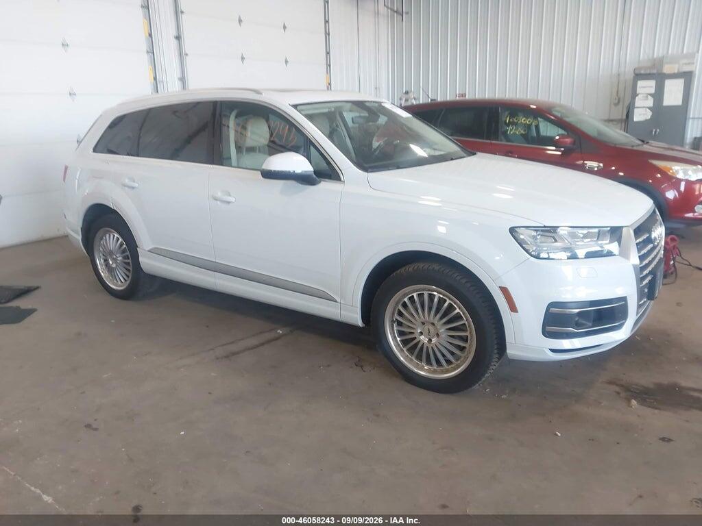 2017 AUDI Q7 WA1LAAF73HD041807