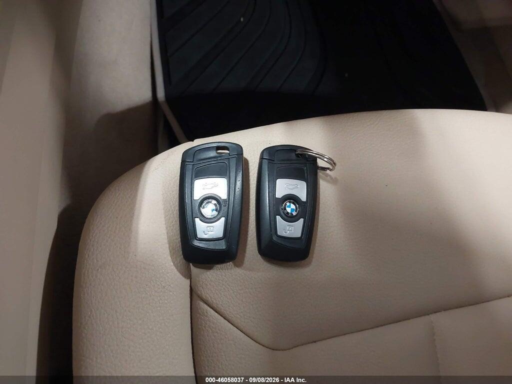 WBA3B3C56DF534071 2013 BMW 328I photo no. 11