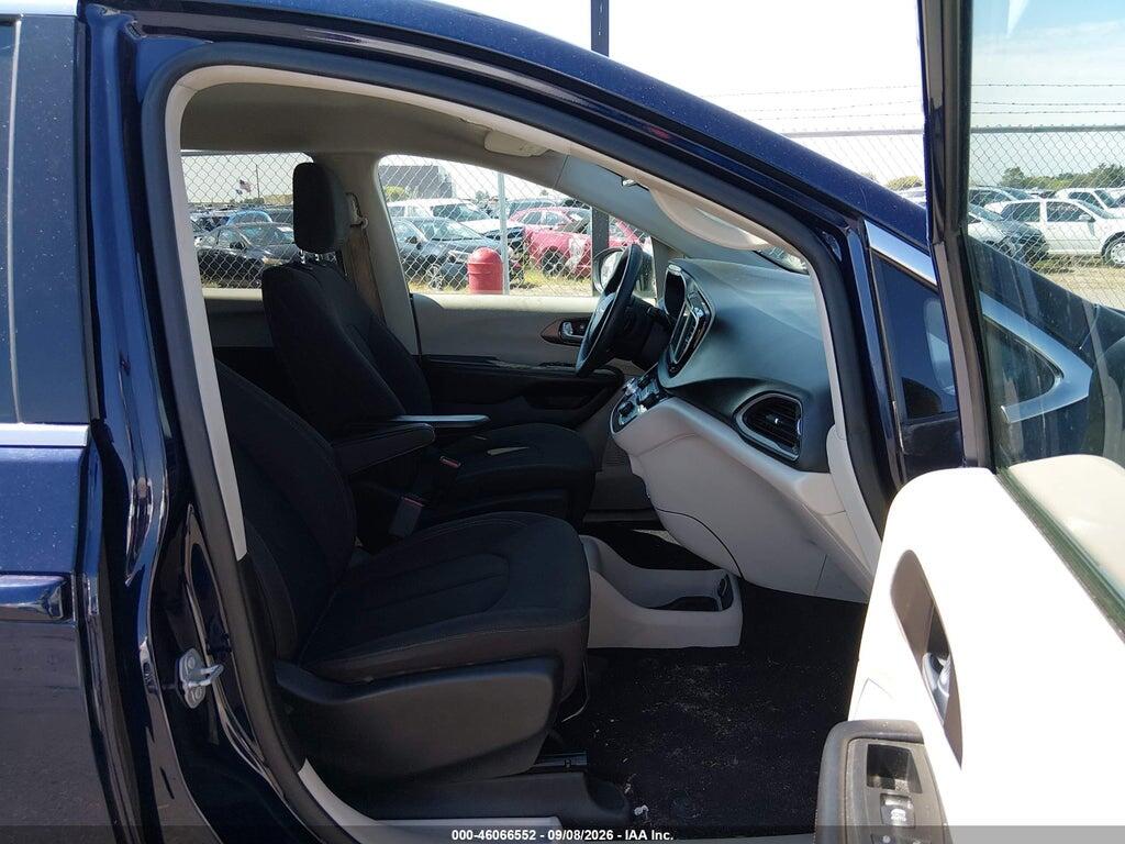 2C4RC1CG7JR148604 2018 CHRYSLER PACIFICA photo no. 5