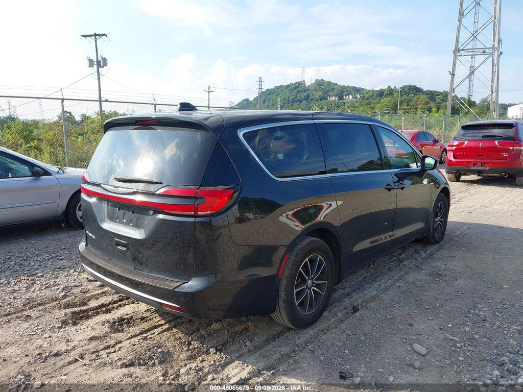 2C4RC1BG6PR550298 2023 CHRYSLER PACIFICA photo no. 4