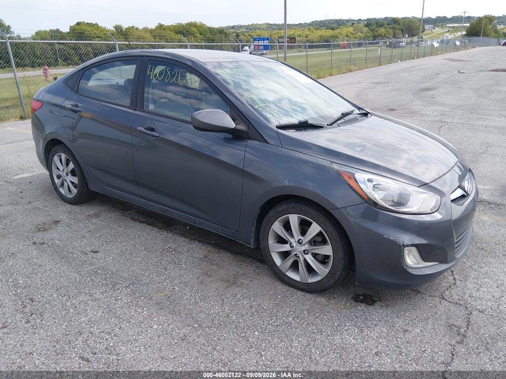 2013 HYUNDAI ACCENT KMHCU4AE8DU309700