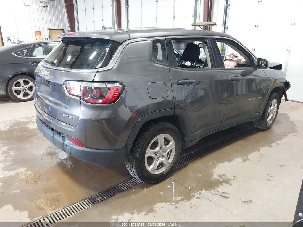 3C4NJCAB7NT172654 2022 JEEP COMPASS photo no. 4