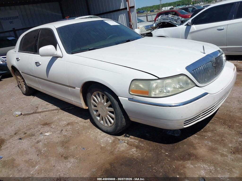 1LNHM81W43Y703076 2003 LINCOLN TOWN CAR photo no. 1