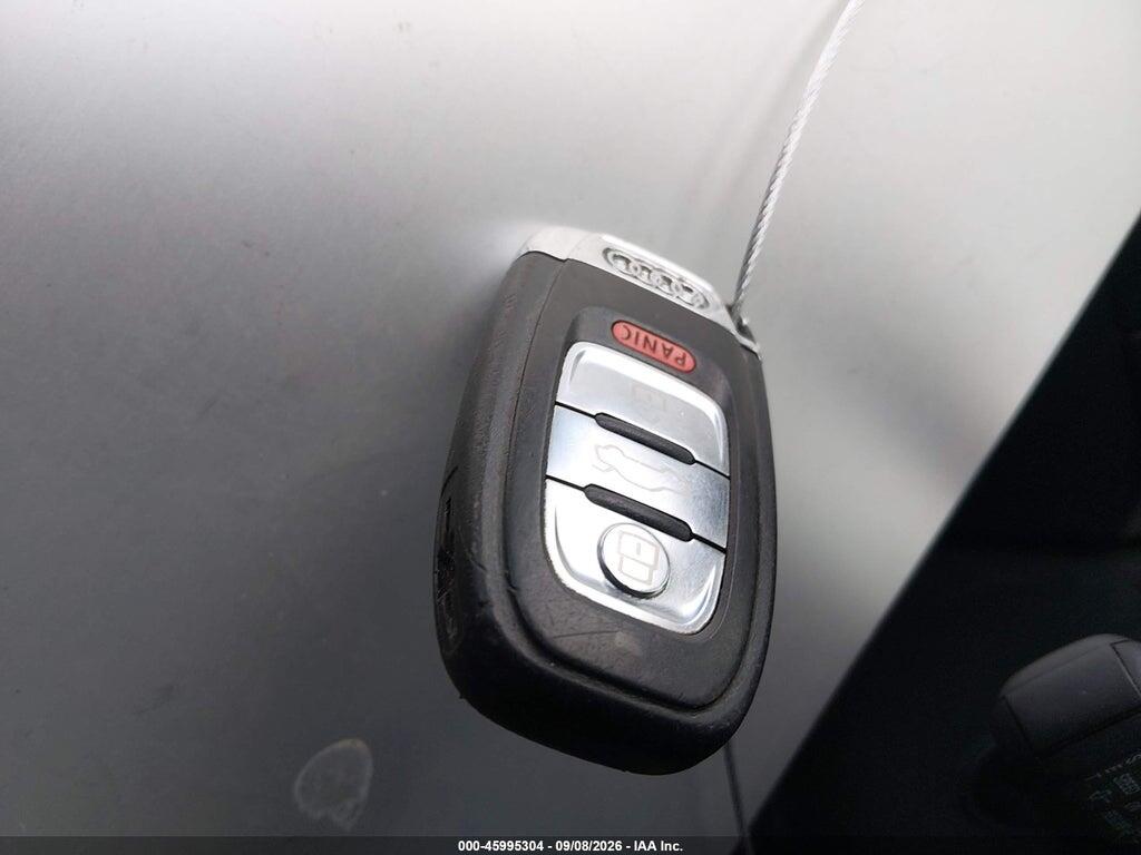 WAULFAFR1BA013437 2011 AUDI A5 photo no. 11
