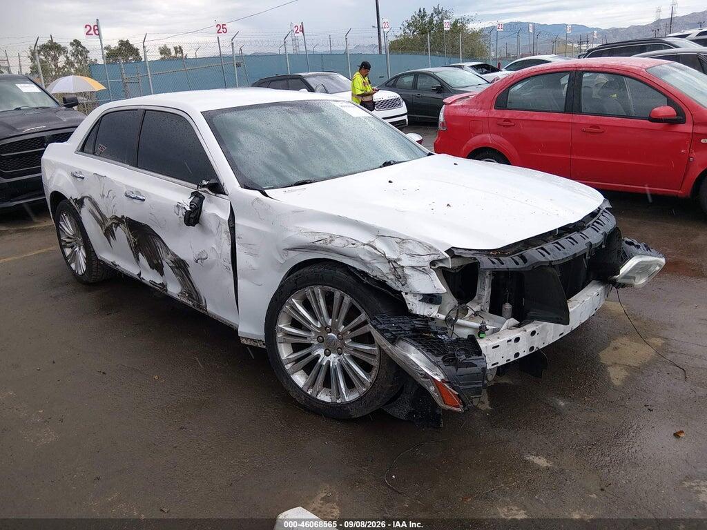 2011 CHRYSLER 300 2C3CA5CG5BH530595