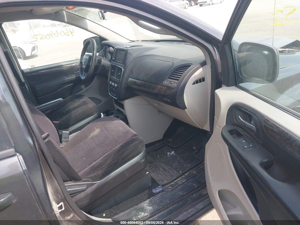 2D4RN3DG6BR668656 2011 DODGE GRAND CARAVAN photo no. 5
