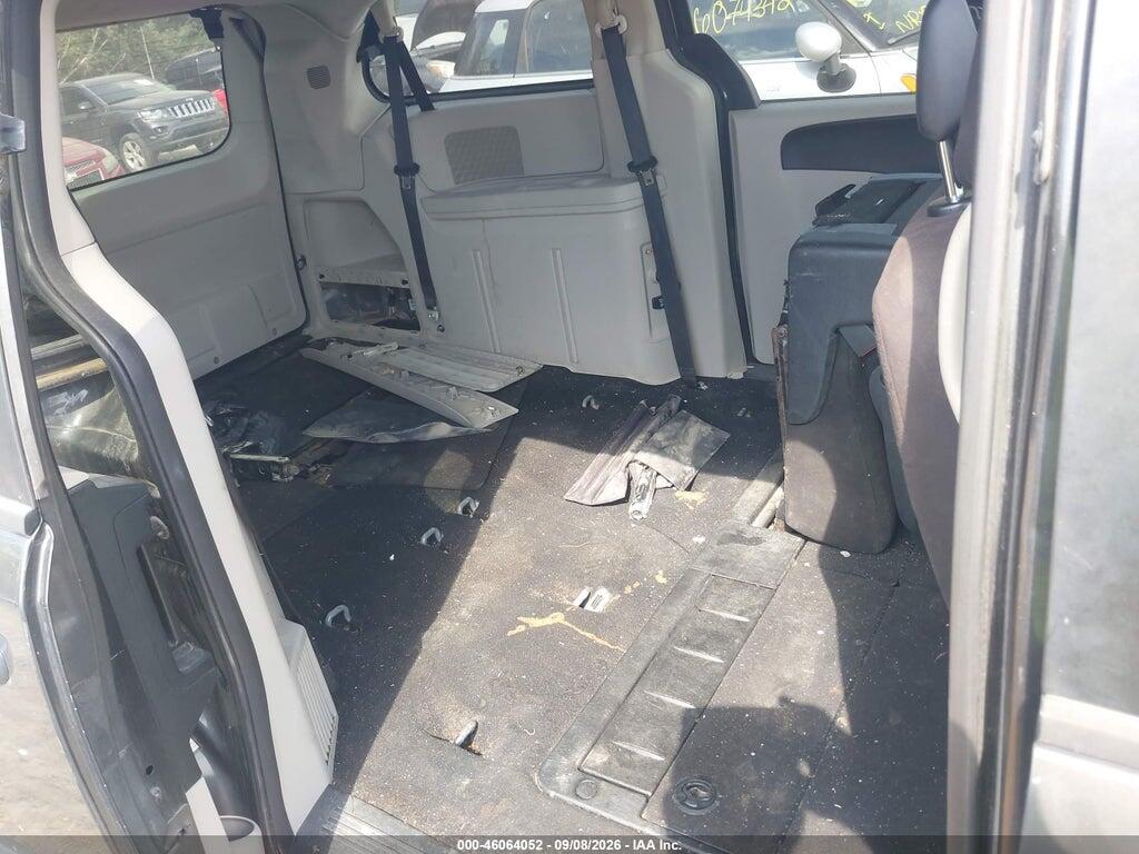 2D4RN3DG6BR668656 2011 DODGE GRAND CARAVAN photo no. 8