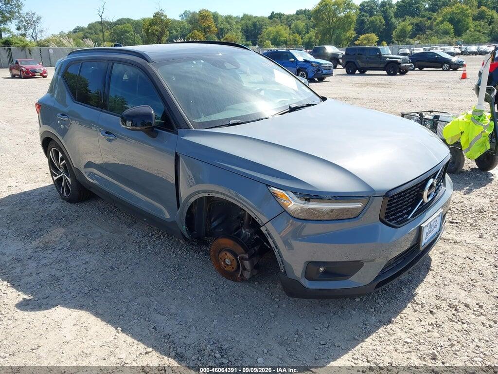 2021 VOLVO XC40 YV4162UM1M2487079