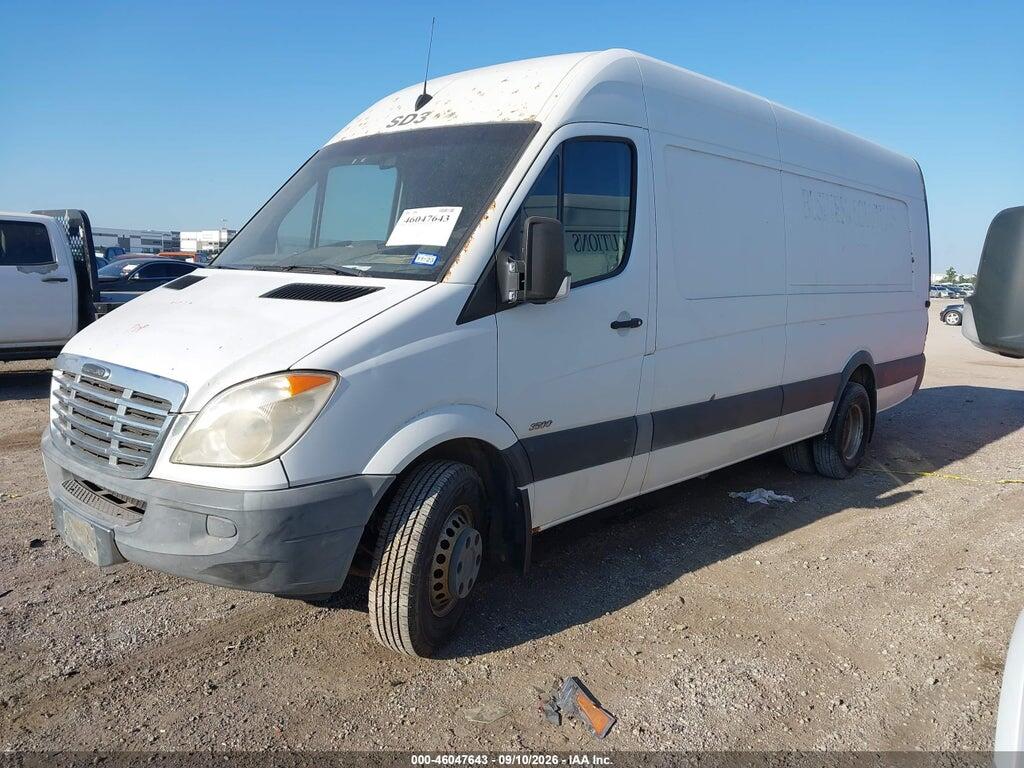 WDYPF4CC5B5575599 2011 FREIGHTLINER SPRINTER 3500 photo no. 2