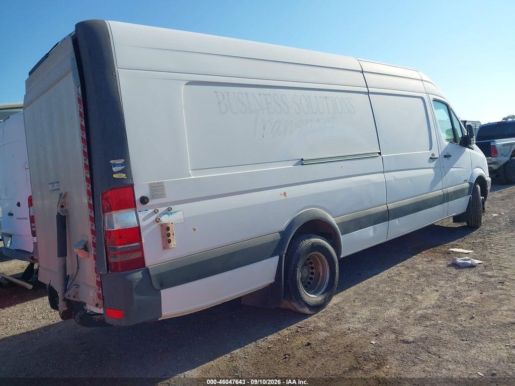 WDYPF4CC5B5575599 2011 FREIGHTLINER SPRINTER 3500 photo no. 4