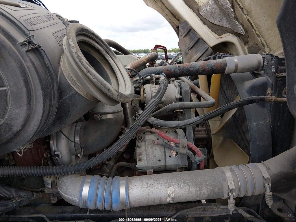 1FUJA6CK76LU93306 2006 FREIGHTLINER CONVENTIONAL photo no. 10