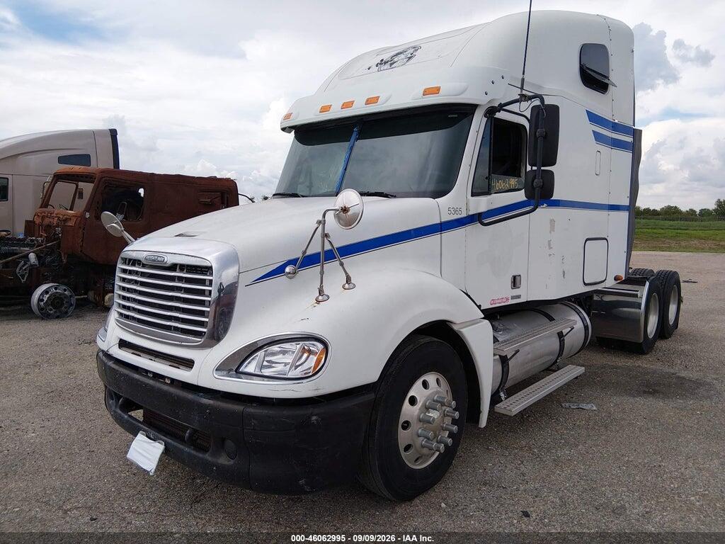 1FUJA6CK76LU93306 2006 FREIGHTLINER CONVENTIONAL photo no. 2