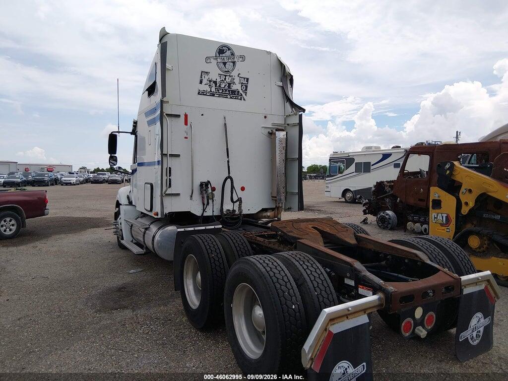 1FUJA6CK76LU93306 2006 FREIGHTLINER CONVENTIONAL photo no. 3