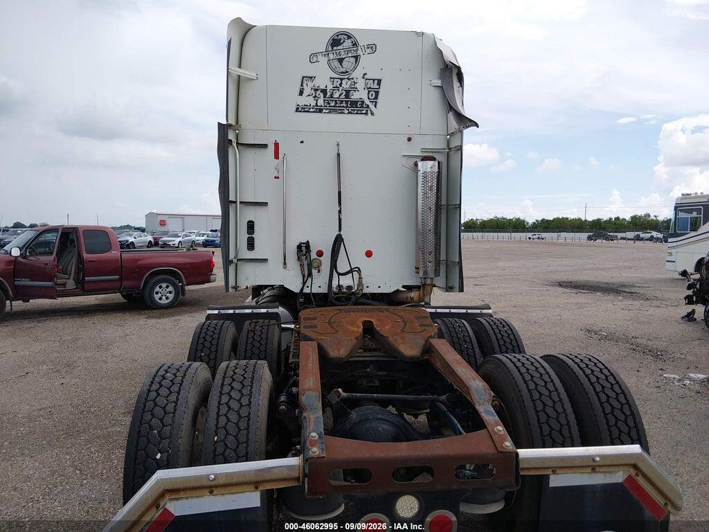 1FUJA6CK76LU93306 2006 FREIGHTLINER CONVENTIONAL photo no. 8