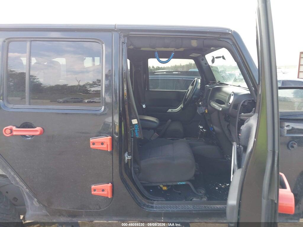 1J4HA5H19BL509283 2011 JEEP WRANGLER UNLIMITED photo no. 5