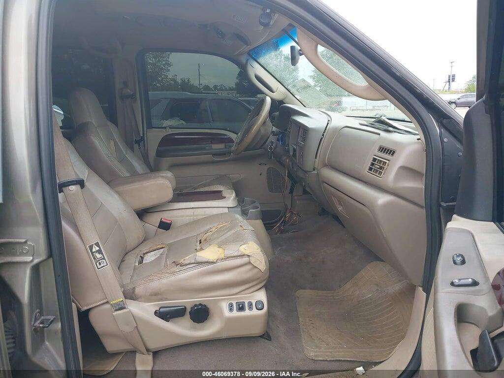 1FMNU43S03EB44178 2003 FORD EXCURSION photo no. 5
