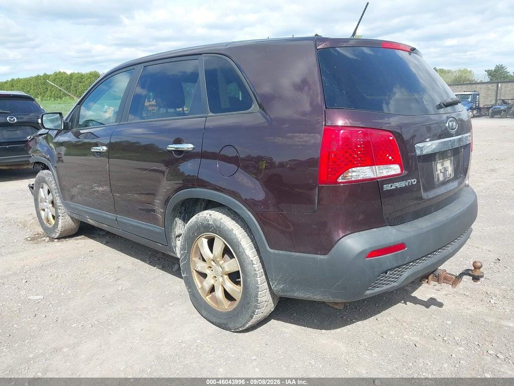 5XYKT4A26BG118302 2011 KIA SORENTO photo no. 3