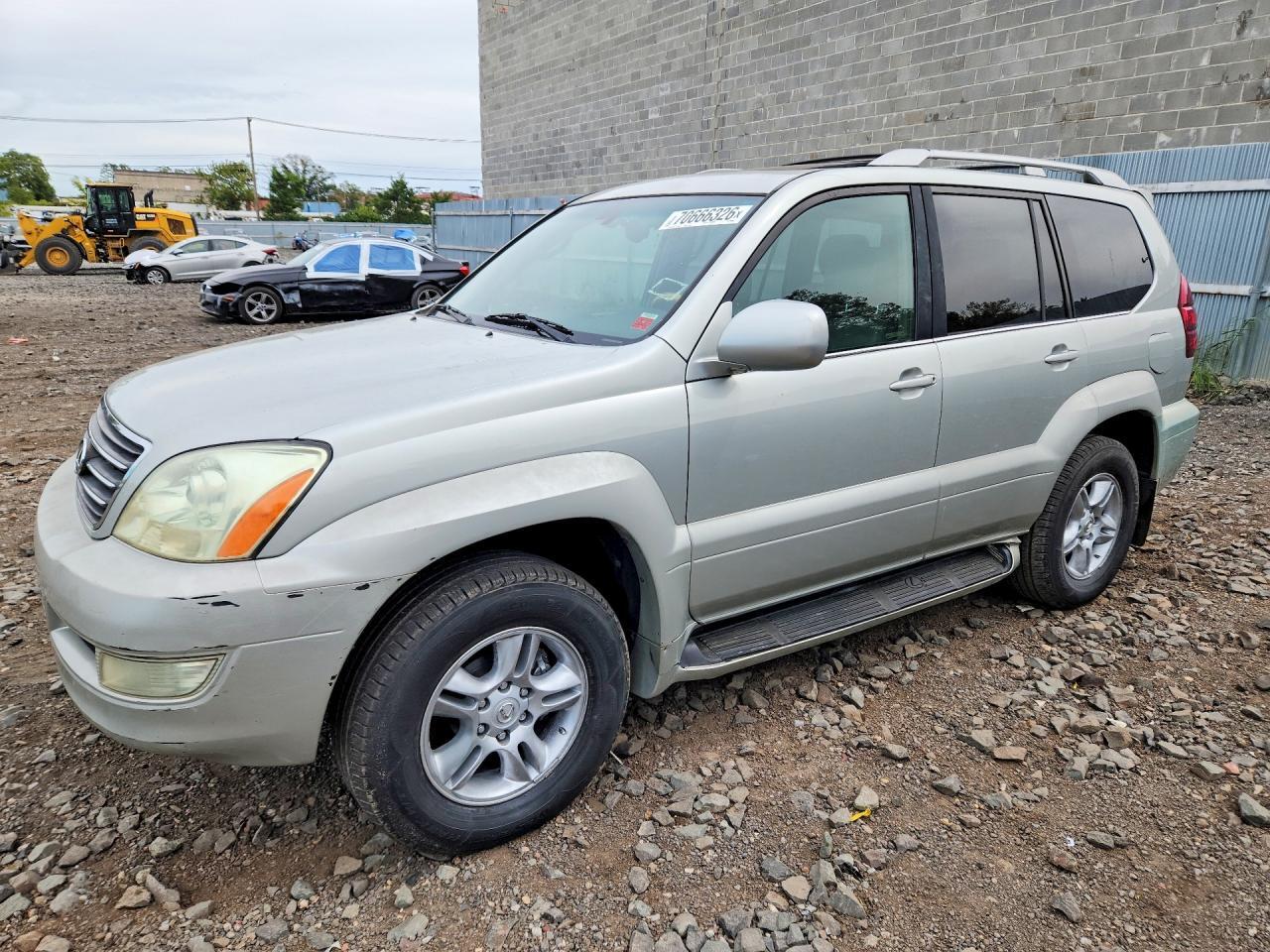 2004 LEXUS GX 470