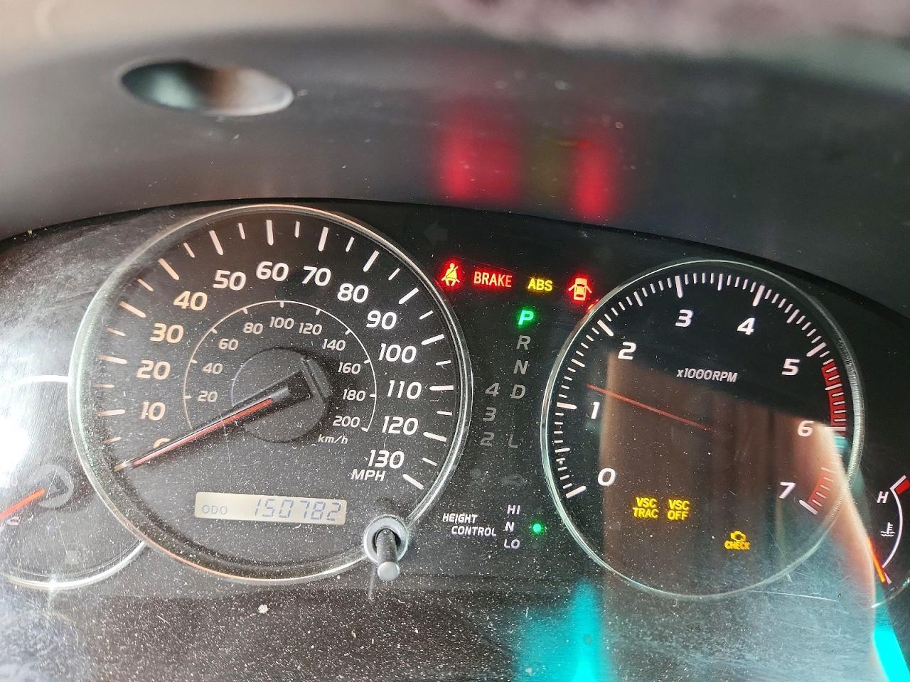 2004 LEXUS GX 470 — Фото 9 из 13