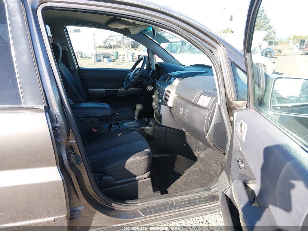 4A4MN31S14E046264 2004 MITSUBISHI ENDEAVOR photo no. 5