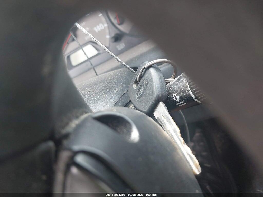 1HGCG32411A024928 2001 HONDA ACCORD photo no. 11