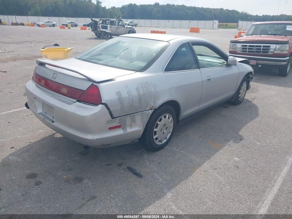1HGCG32411A024928 2001 HONDA ACCORD photo no. 4