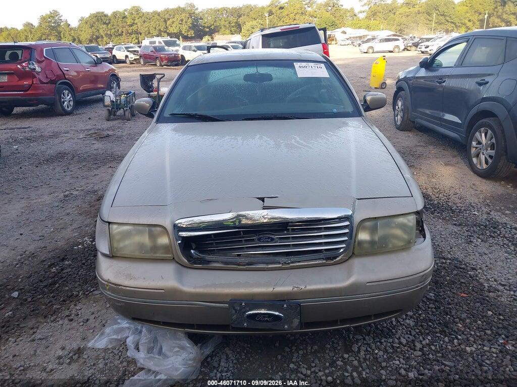 2FAFP74W6YX123902 2000 FORD CROWN VICTORIA photo no. 11
