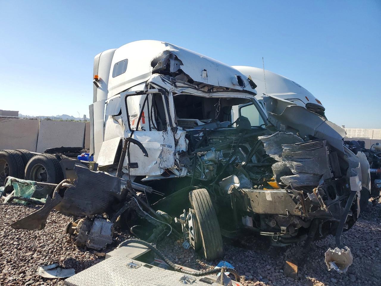 2024 VOLVO VN 4V4NC9EH3RN627103