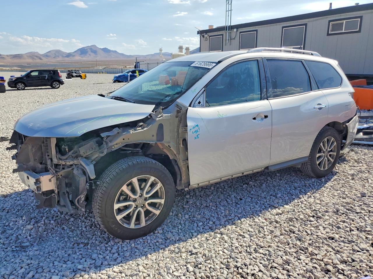 2016 NISSAN PATHFINDER 5N1AR2MM0GC639356