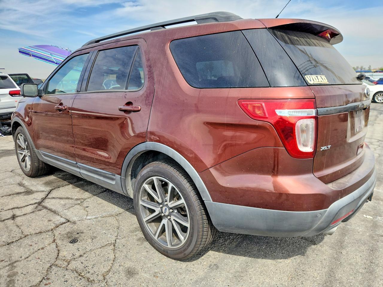 1FM5K7D80FGA14503 2015 FORD EXPLORER photo no. 2