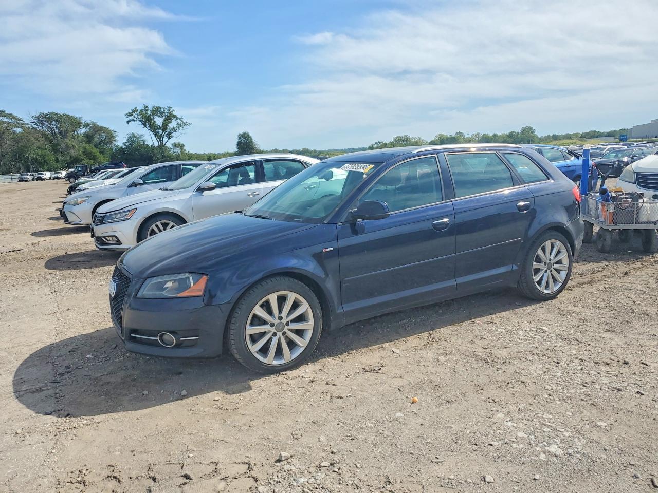2012 AUDI A3 WAUMFBFM7CA036138