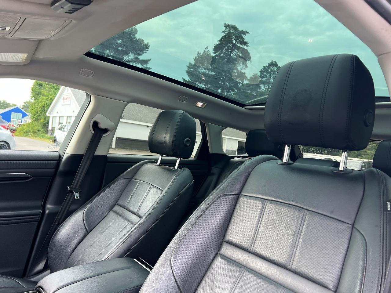 2020 LAND ROVER RANGE ROVER EVOQUE S — Фото 9 из 10