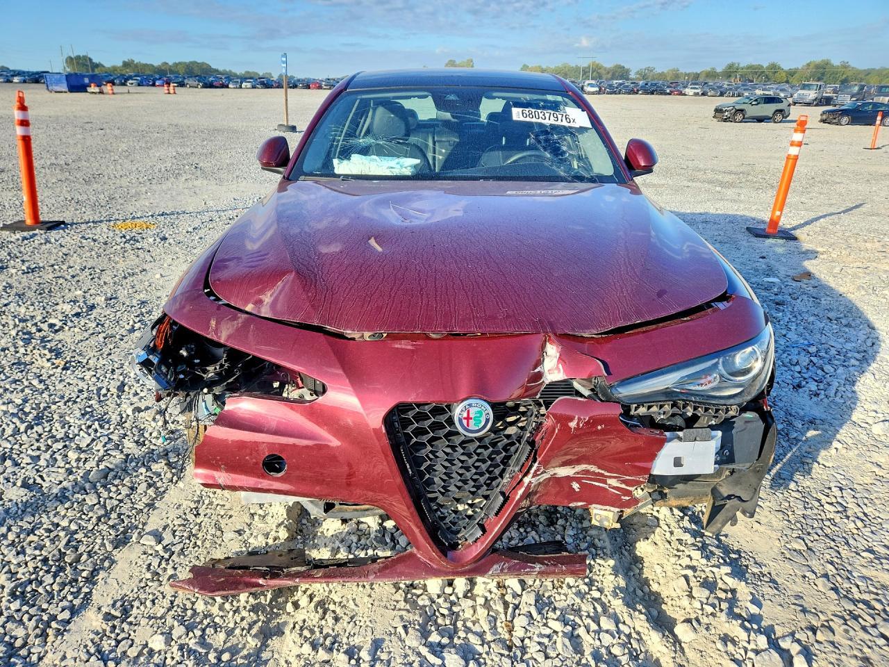 2019 ALFA ROMEO GIULIA TI — Фото 5 из 12