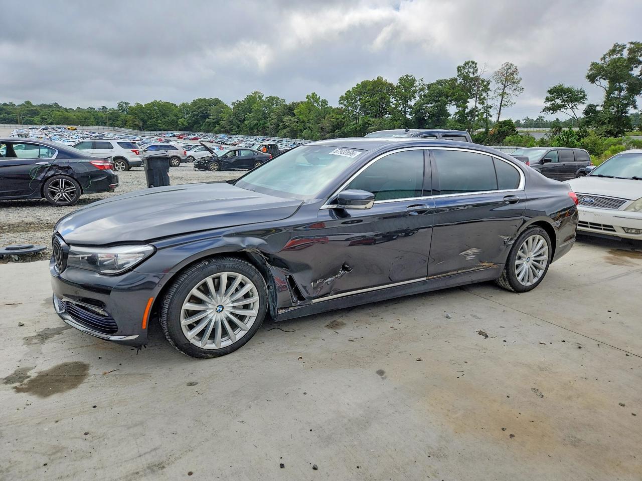 2016 BMW 740 WBA7E2C58GG548183
