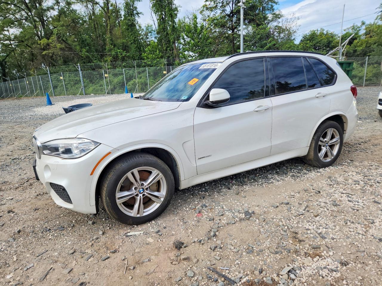 2015 BMW X5 5UXKR6C57F0J76043