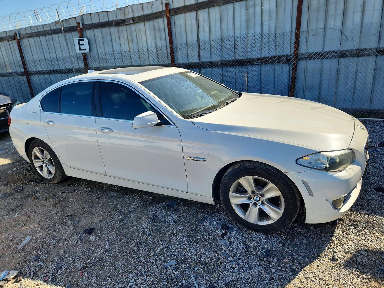 WBAXG5C53DDY36332 2013 BMW 528 photo no. 4