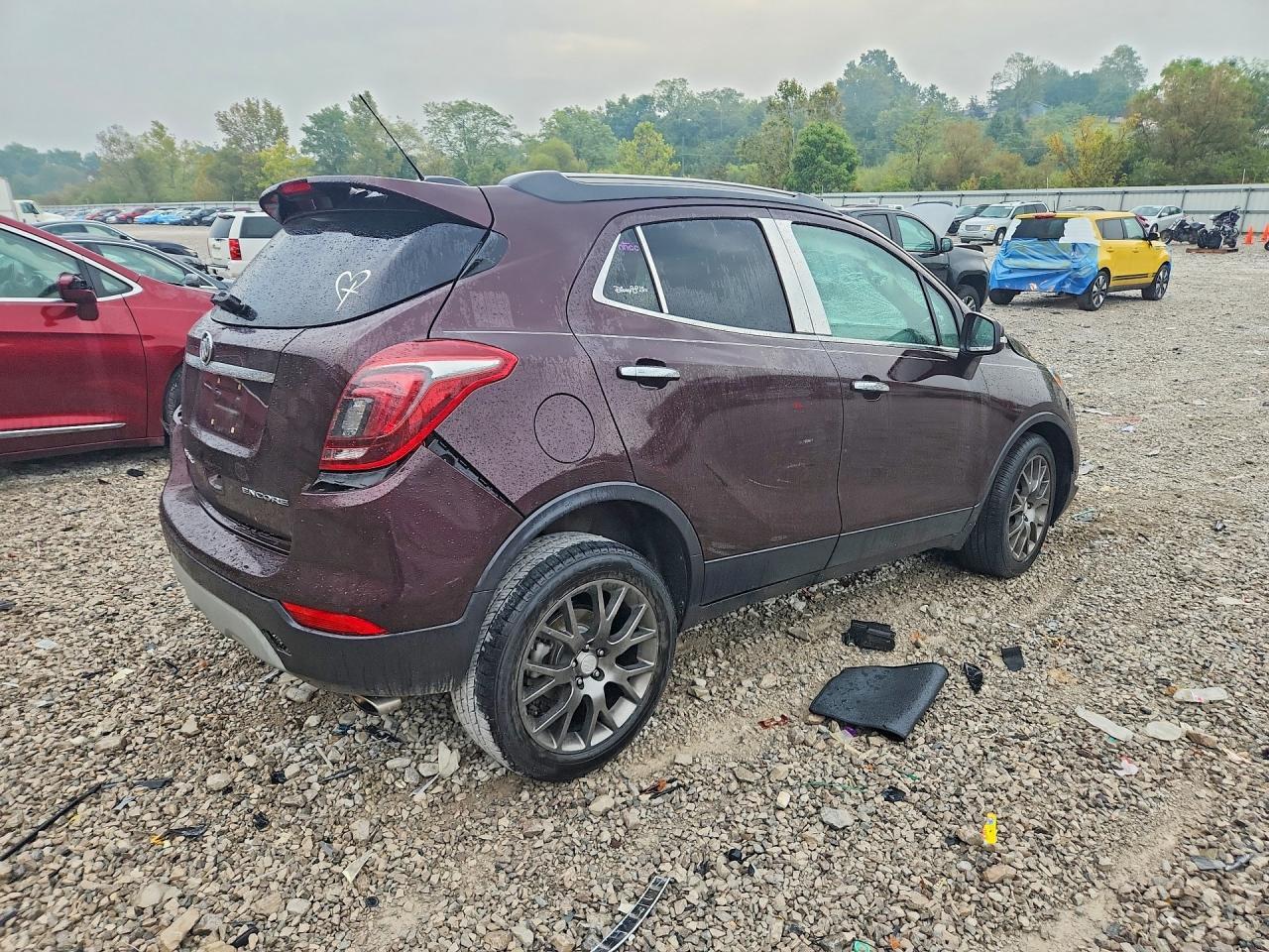 2018 BUICK ENCORE SPORT TOURING — Фото 3 из 13