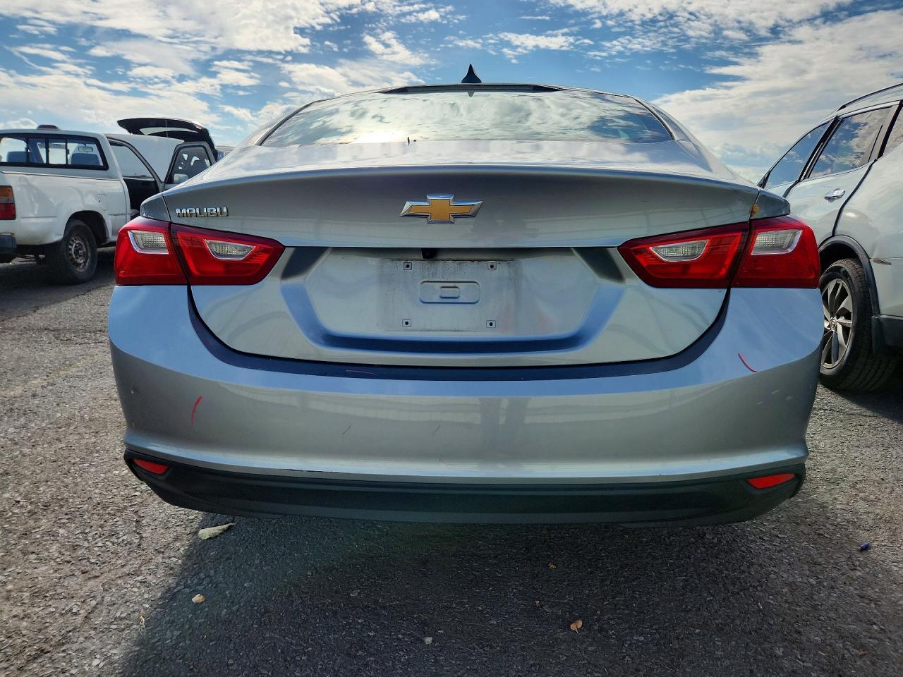 2024 CHEVROLET MALIBU LS — Фото 6 из 13