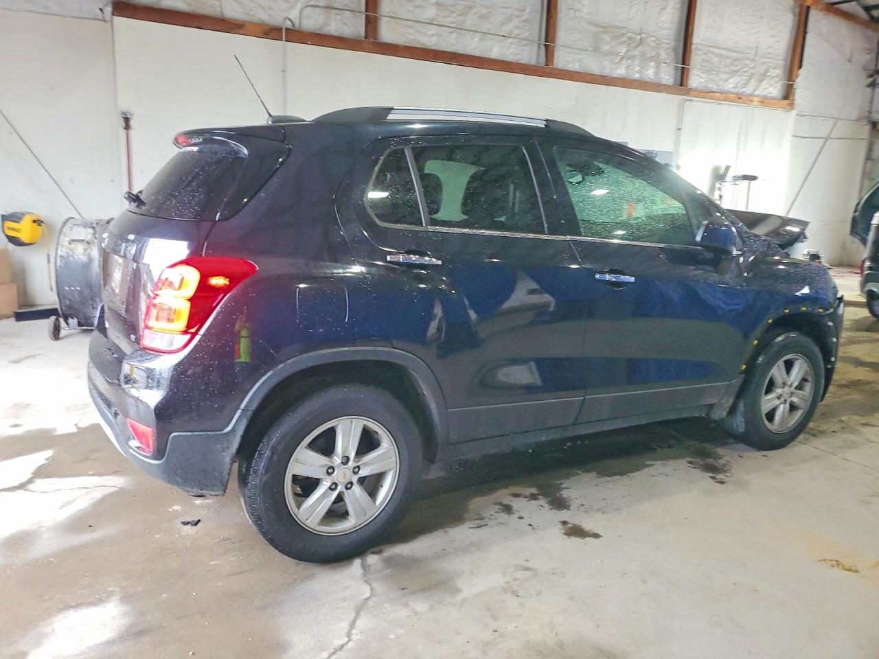 2020 CHEVROLET TRAX 1LT — Фото 3 из 13
