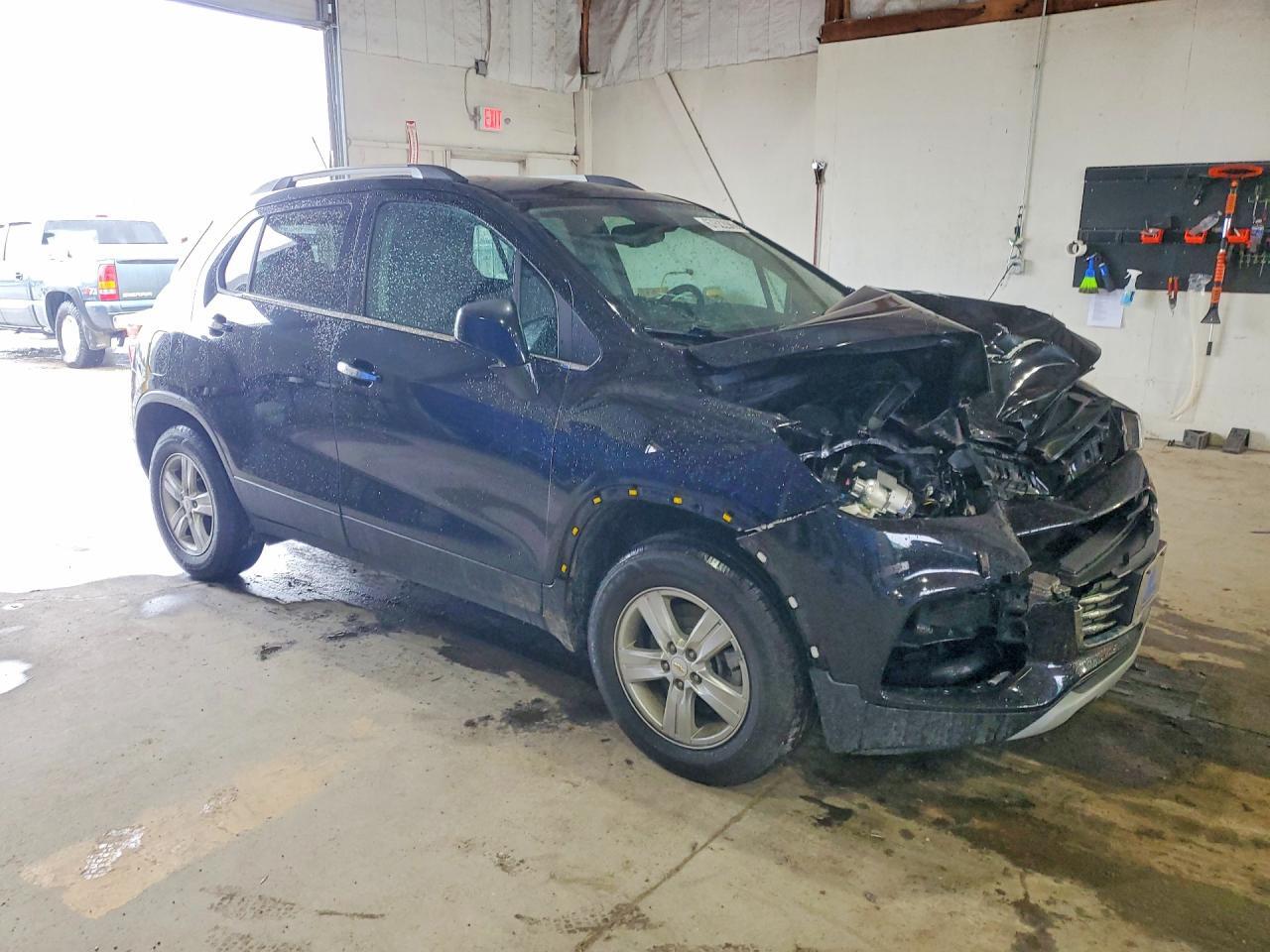 2020 CHEVROLET TRAX 1LT — Фото 4 из 13