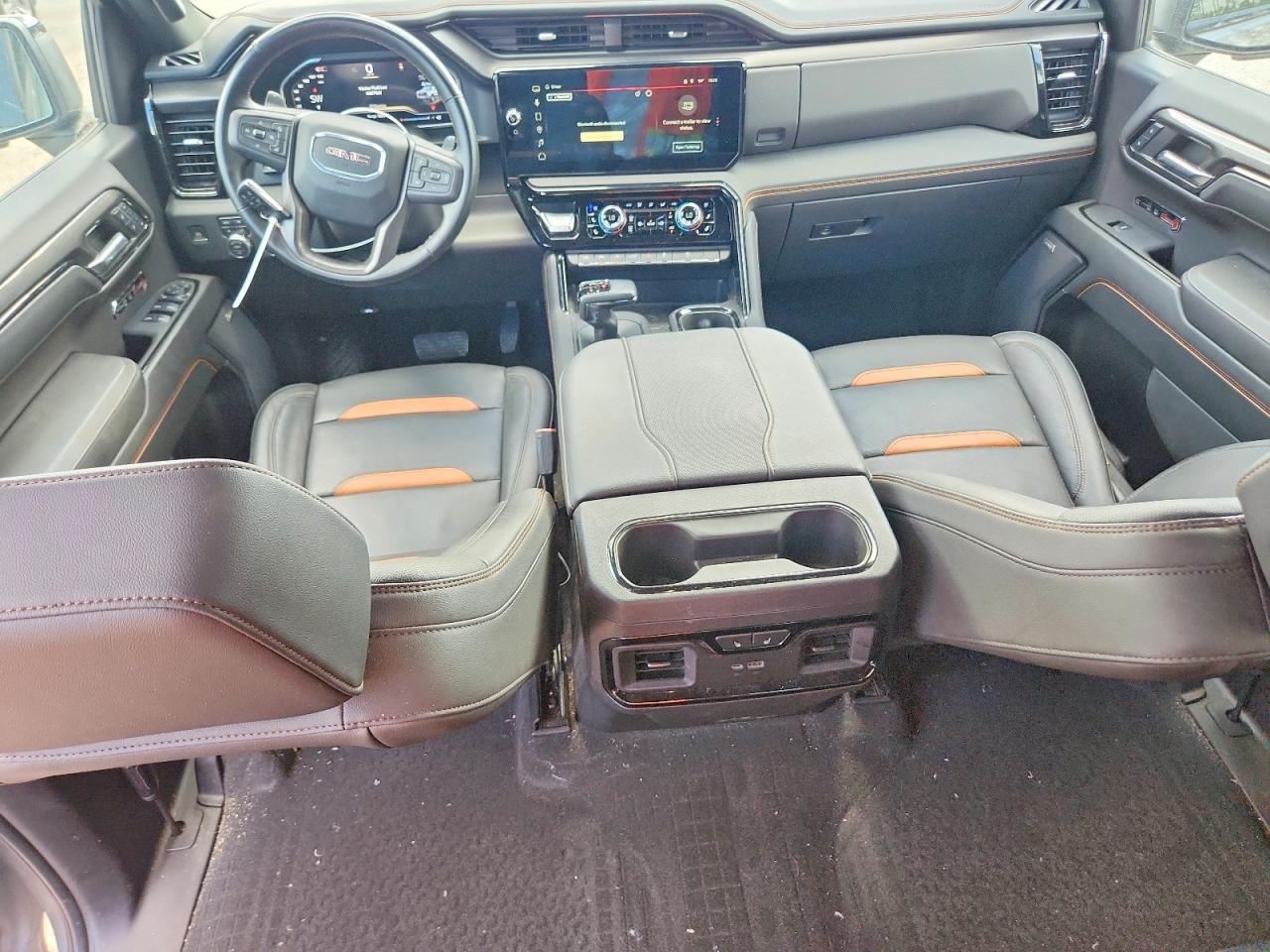 2024 GMC SIERRA K1500 AT4 — Фото 8 из 12