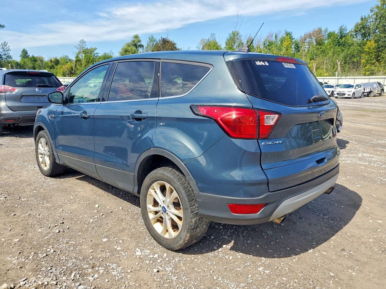 2019 FORD ESCAPE SE — Фото 2 из 13