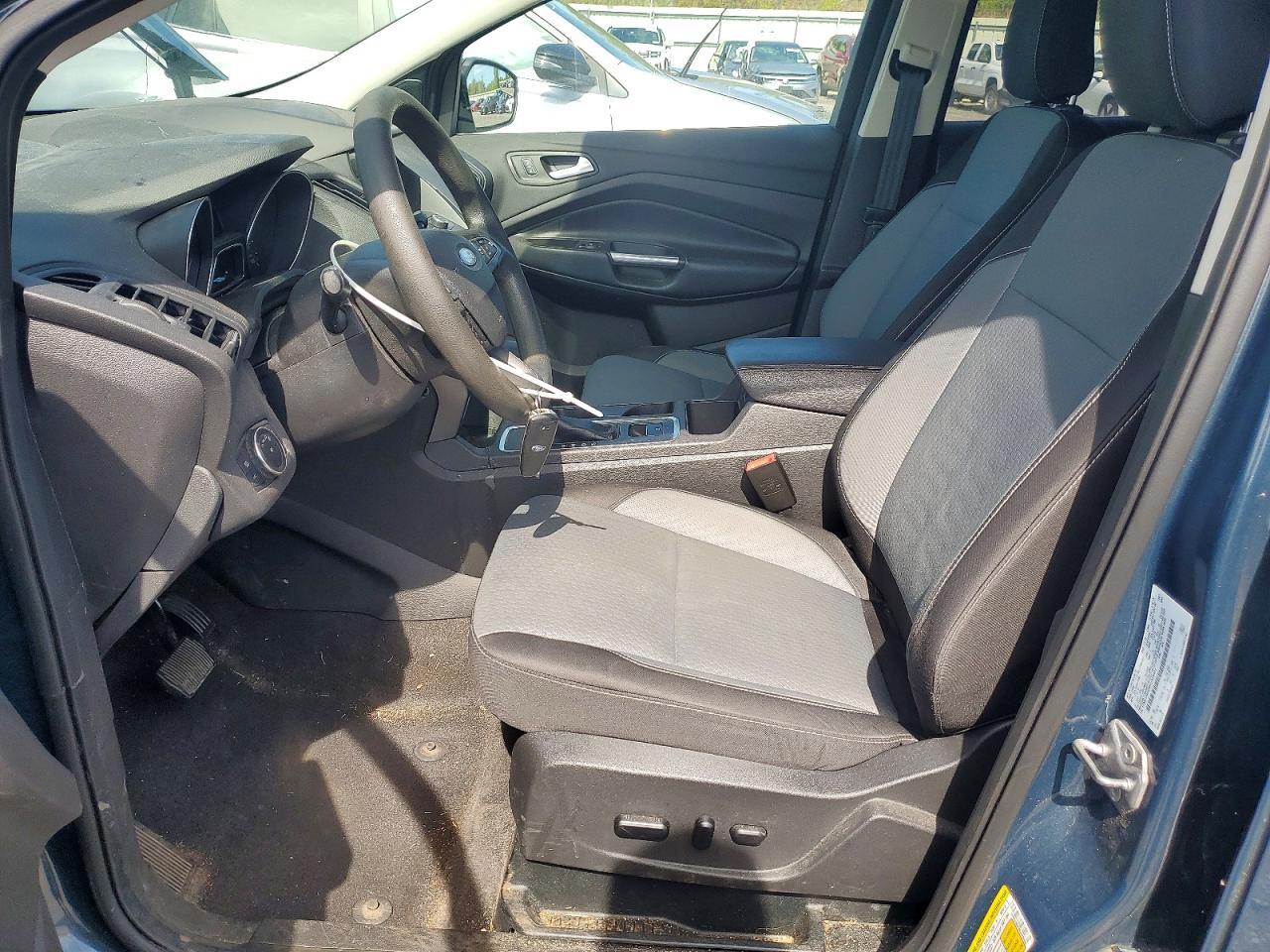 2019 FORD ESCAPE SE — Фото 7 из 13
