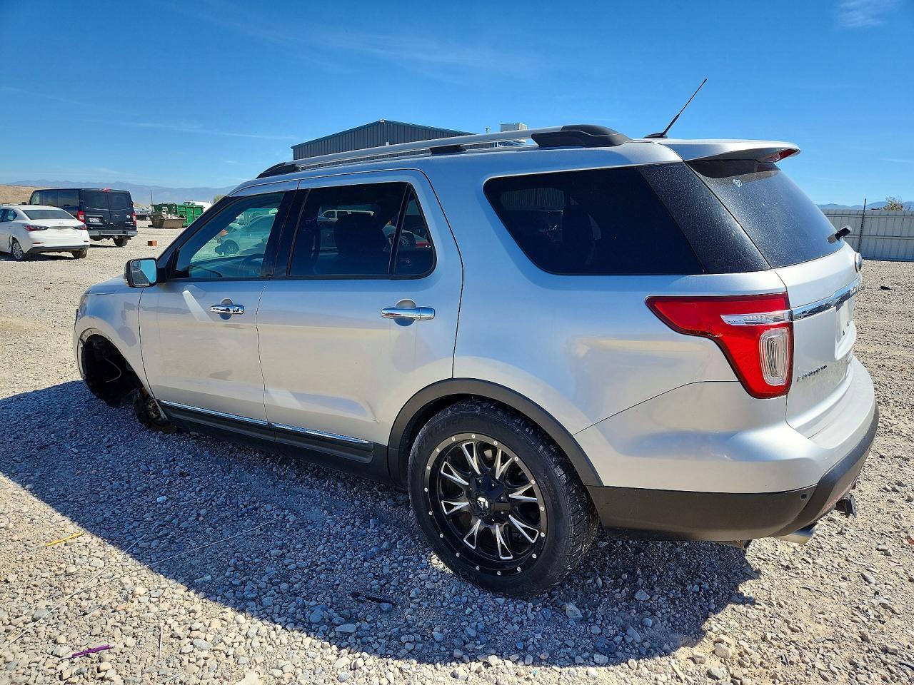 2015 FORD EXPLORER LIMITED — Фото 2 из 12