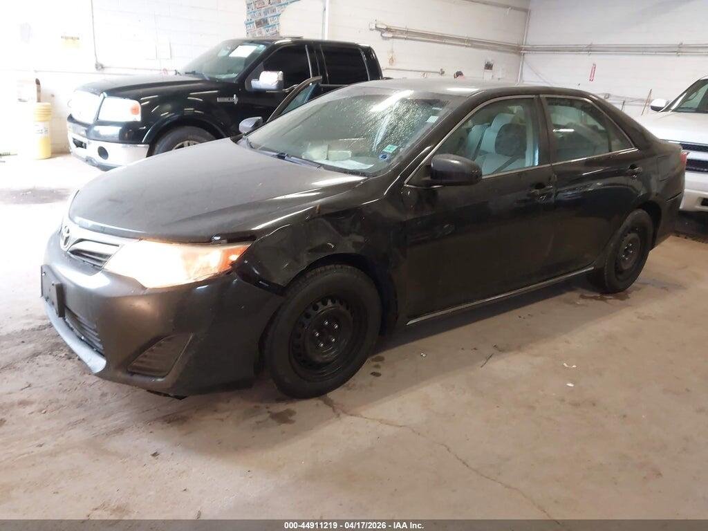 4T1BF1FK8CU073325 2012 TOYOTA CAMRY photo no. 2