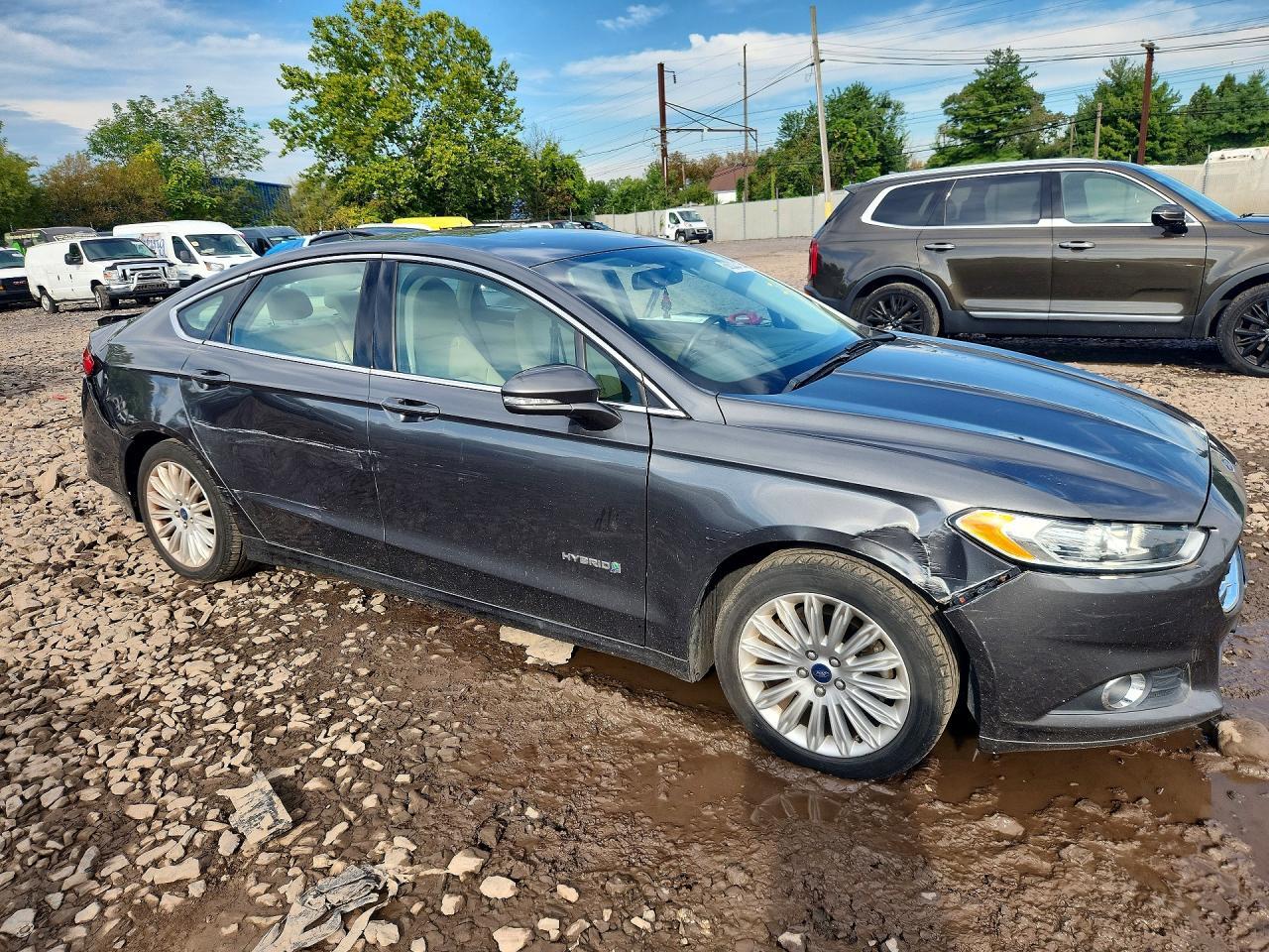 2015 FORD FUSION SE HYBRID — Фото 4 из 12