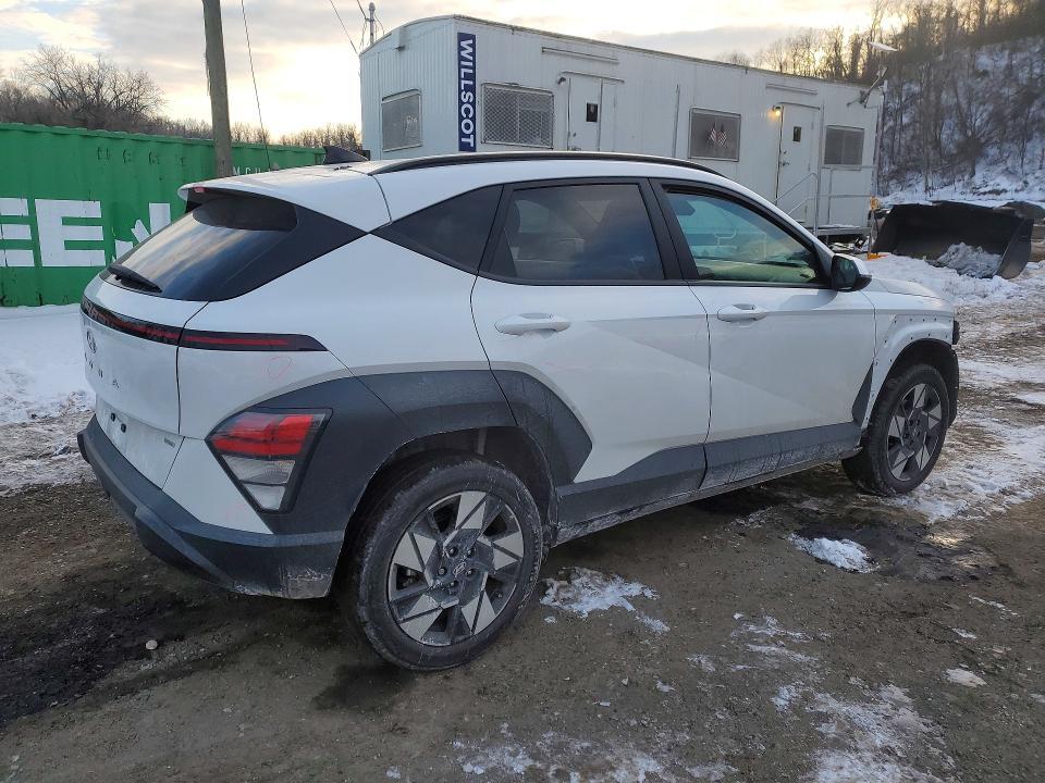 2024 HYUNDAI KONA SEL — Фото 3 из 14