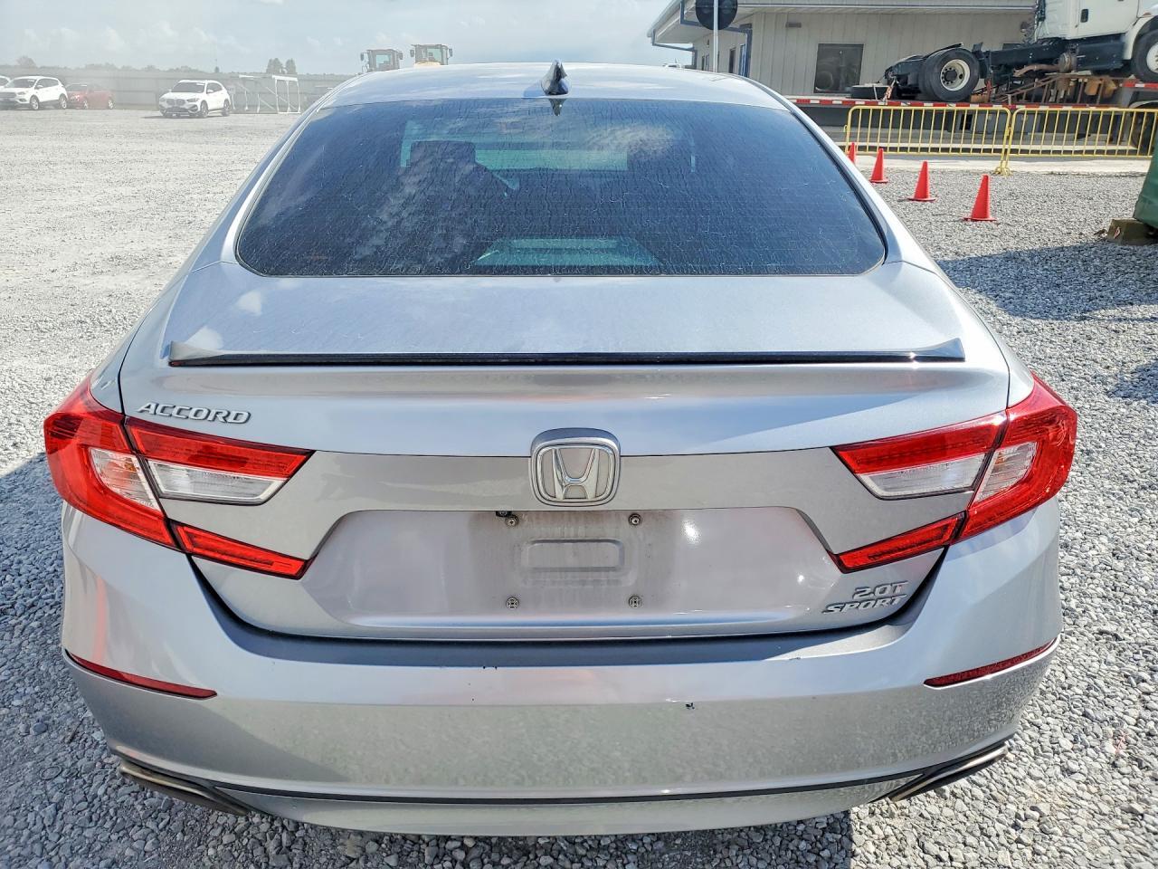 2021 HONDA ACCORD SPORT — Фото 6 из 13
